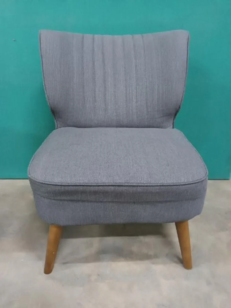 JPS Chartered Surveyors - Office Equipment Auction - Chairs | Floor Lamps | Table Lamps | Coffee Table | Rugs | Printers And More - Auction Image 3